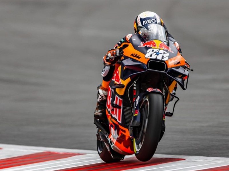 Deram-lhe atenção, não deram moto: Miguel Oliveira acaba GP da Áustria no  12.º lugar antes de decidir futuro no MotoGP – Observador