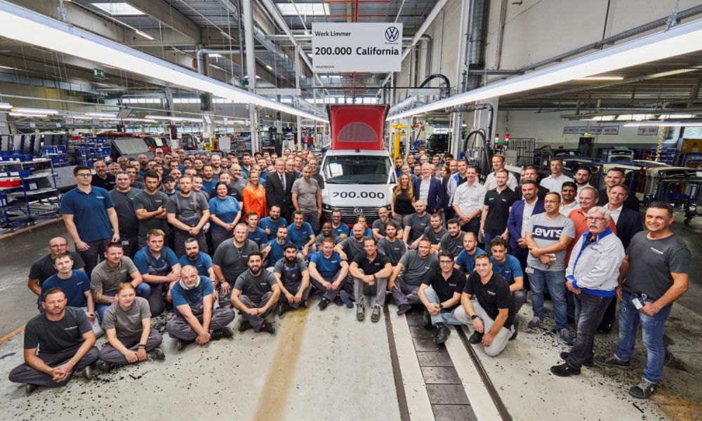 Fábrica de Hanover comemora VW California nº 200 000