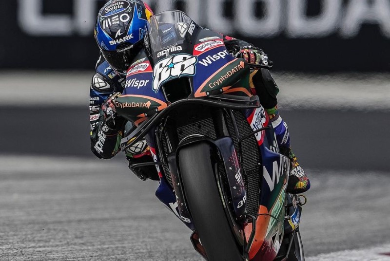 Deram-lhe atenção, não deram moto: Miguel Oliveira acaba GP da Áustria no  12.º lugar antes de decidir futuro no MotoGP – Observador