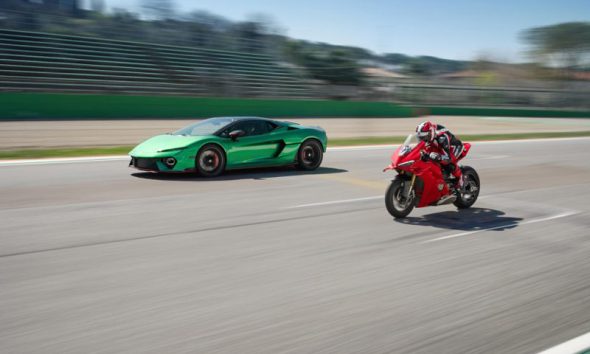 Lamborghini-vs-Ducati-590x354