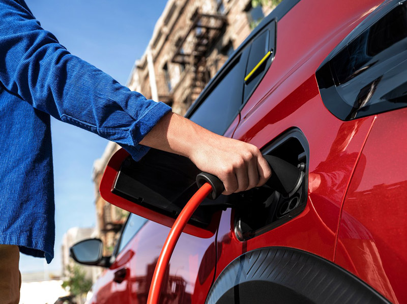 Os carros elétricos e o verão